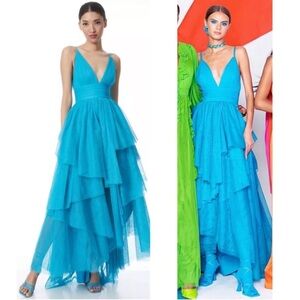 NWOT Alice + Olivia DOJA Aqua Teal Blue Layered tulle gown maxi dress